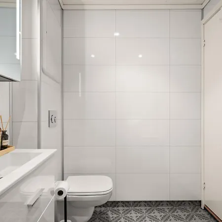 Bb I 300m To Bryggen & Train Station Appartement